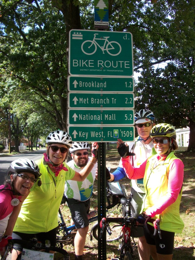 Bike route sign in Washington showing 1,509 miles to Key West 